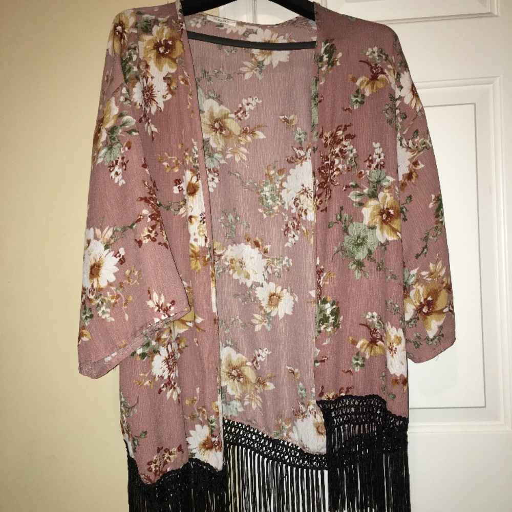 Kimono - Picture 2 of 4